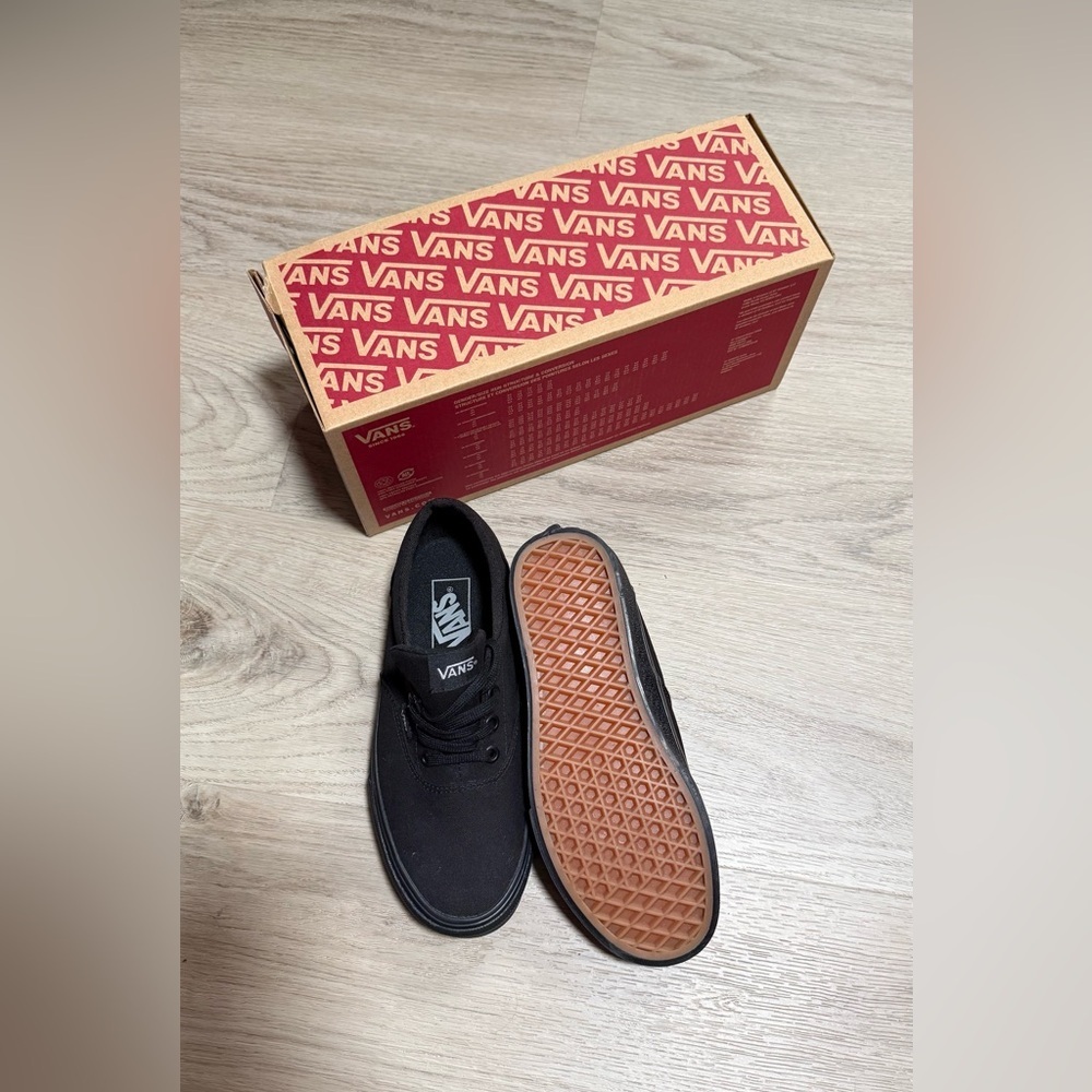 Vans Black Women's Sneakers - Picture 5 of 7
